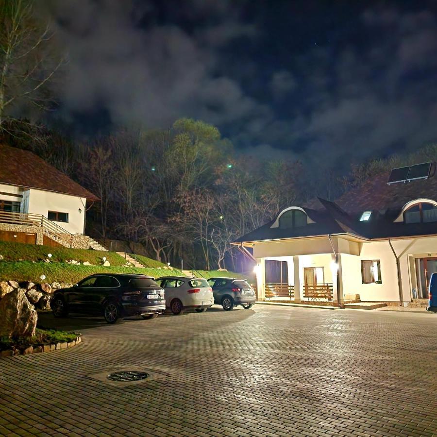 Provence Suceava Exterior foto